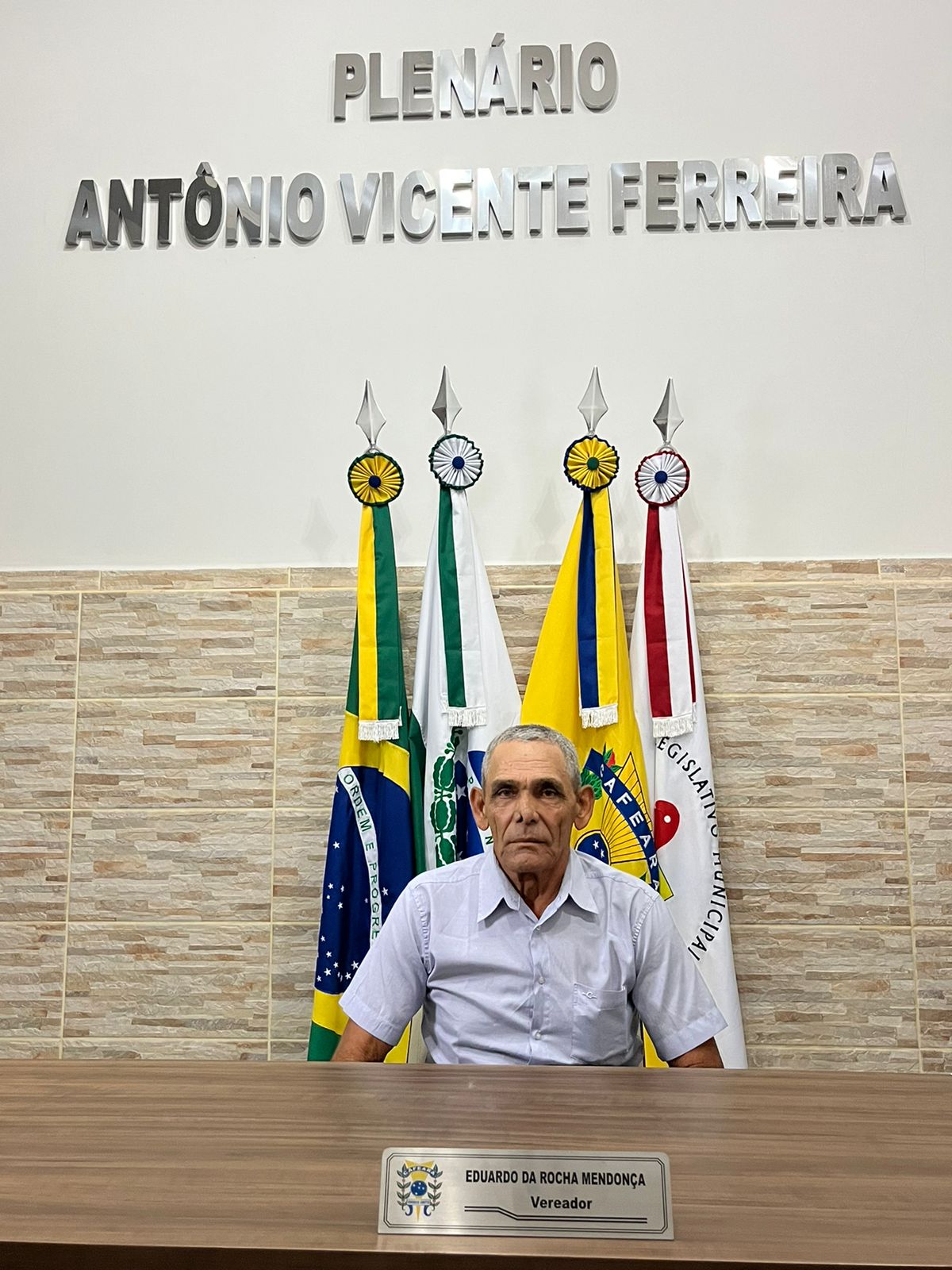 EDUARDO DA ROCHA MENDONÇA (2).jpeg