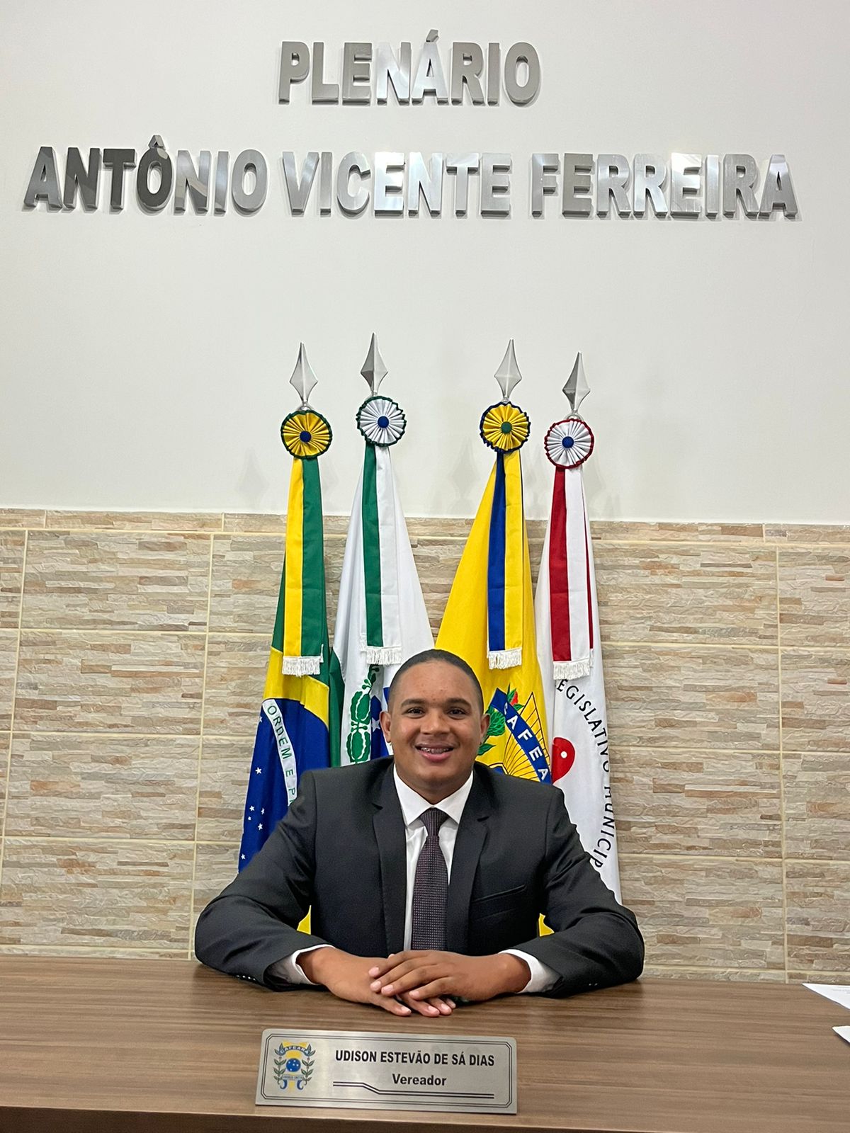 UDISON ESTÊVÃO DE SÁ DIAS (2).jpeg